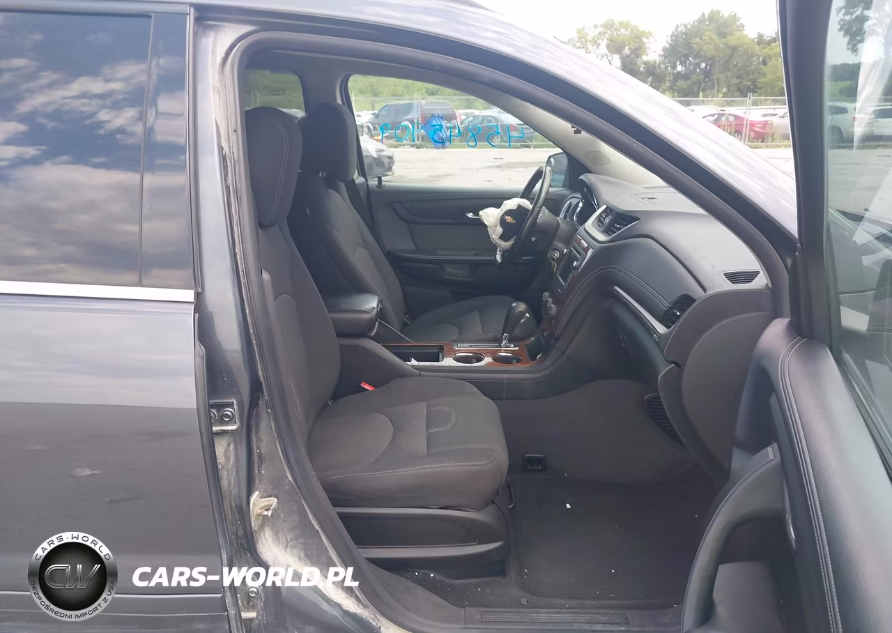 2013 Chevrolet Traverse Lt VIN:1GNKVGKD4DJ196440 - 5