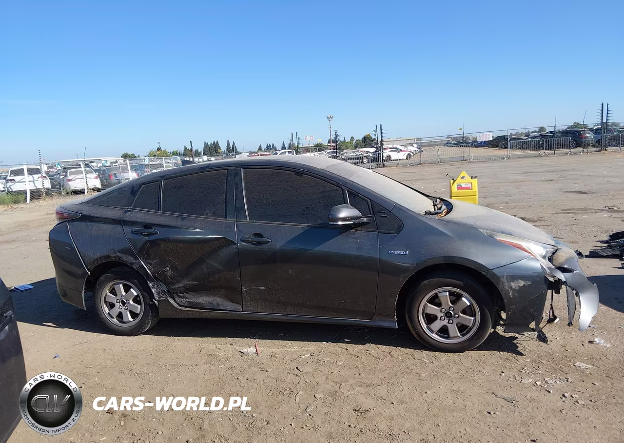 2018 Toyota Prius Two Eco VIN:JTDKARFU8J3548526 - 14