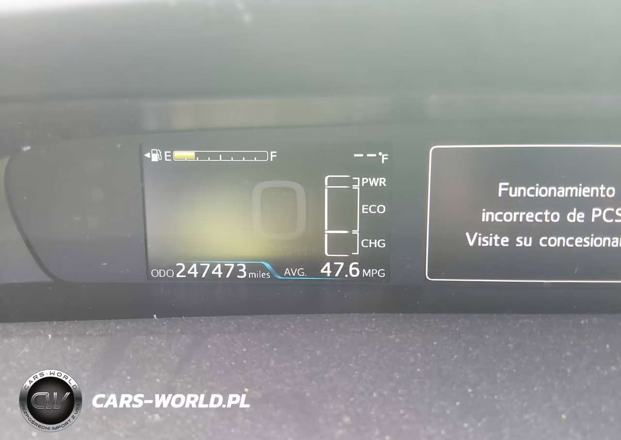 2018 Toyota Prius Two Eco VIN:JTDKARFU8J3548526 - 16