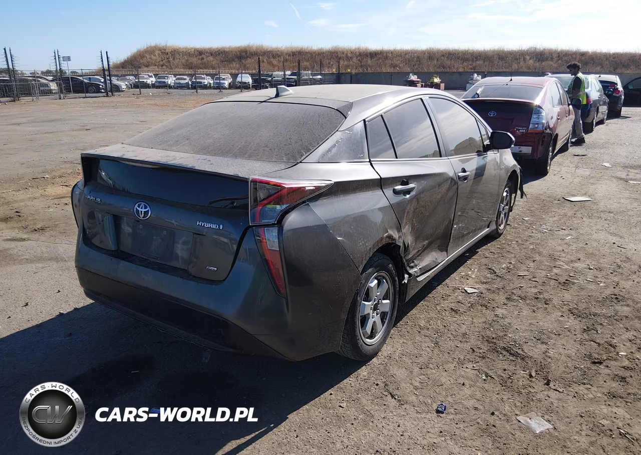 2018 Toyota Prius Two Eco VIN:JTDKARFU8J3548526 - 4