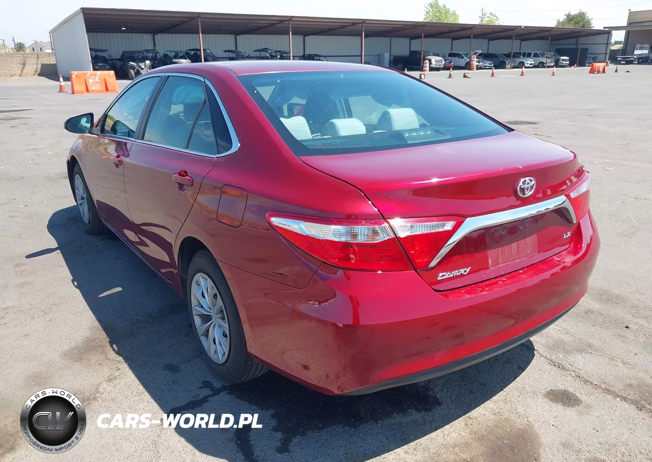 2017 Toyota Camry Le VIN:4T1BF1FK7HU758231 - 3