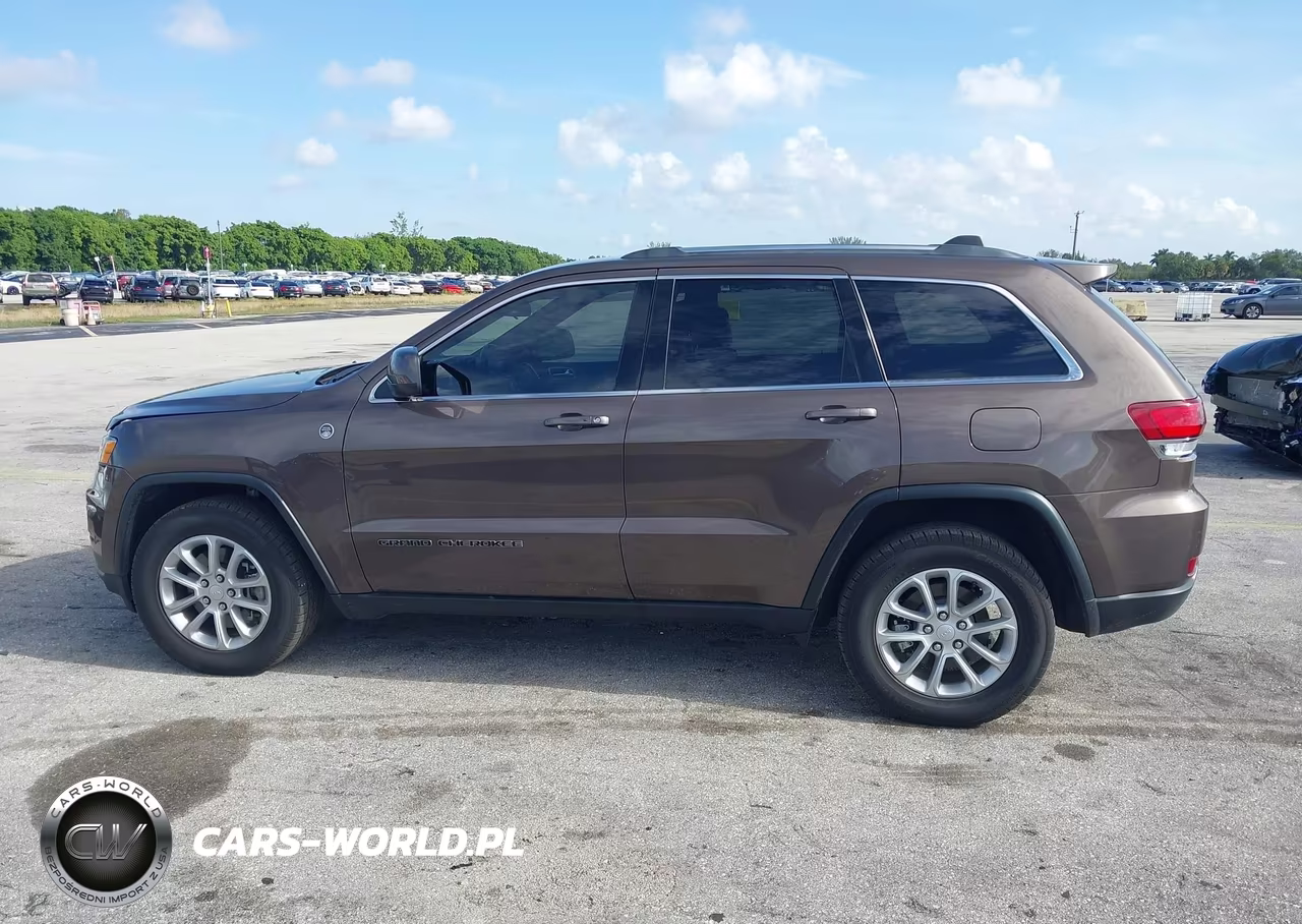 2021 Jeep Grand Cherokee Laredo E 4X4 VIN:1C4RJFAGXMC678620 - 14