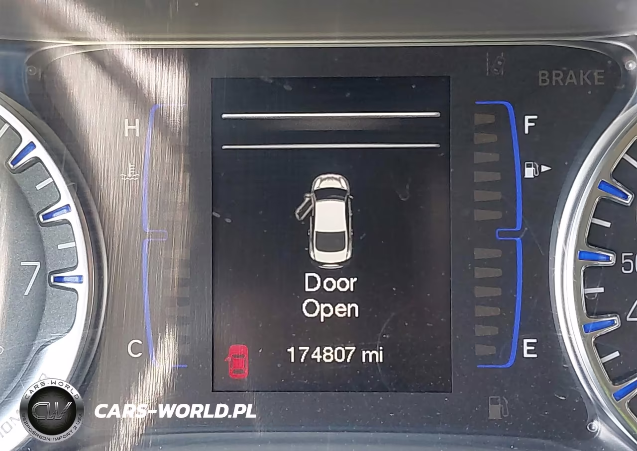 2015 Chrysler 200 Limited VIN:1C3CCCAB2FN660272 - 14