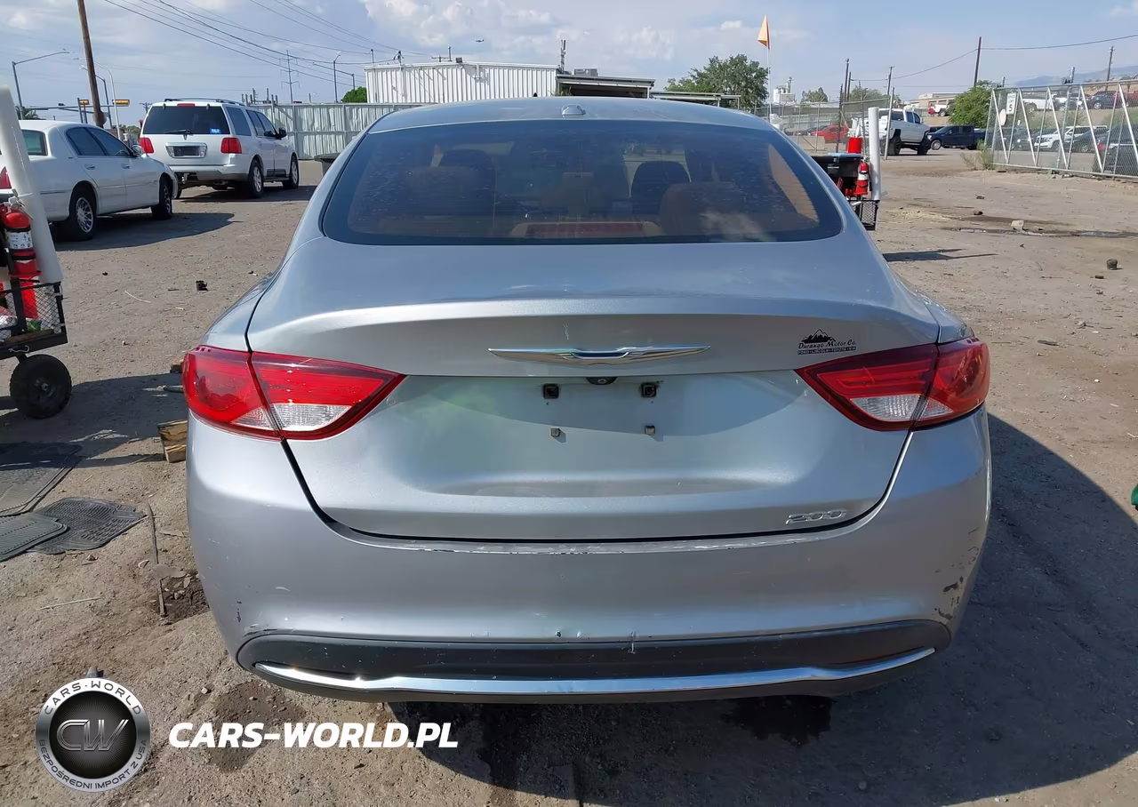 2015 Chrysler 200 Limited VIN:1C3CCCAB2FN660272 - 15