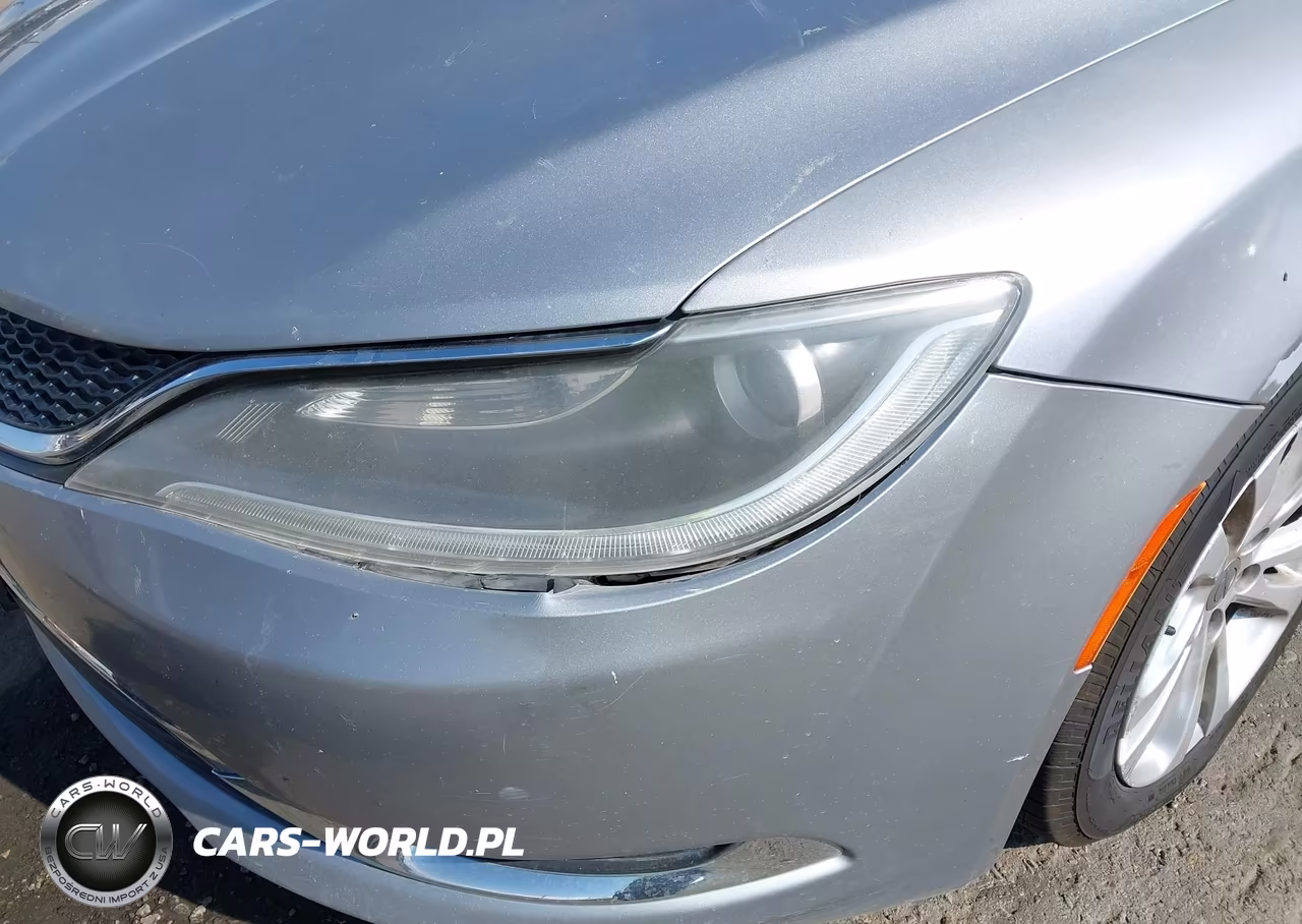 2015 Chrysler 200 Limited VIN:1C3CCCAB2FN660272 - 6