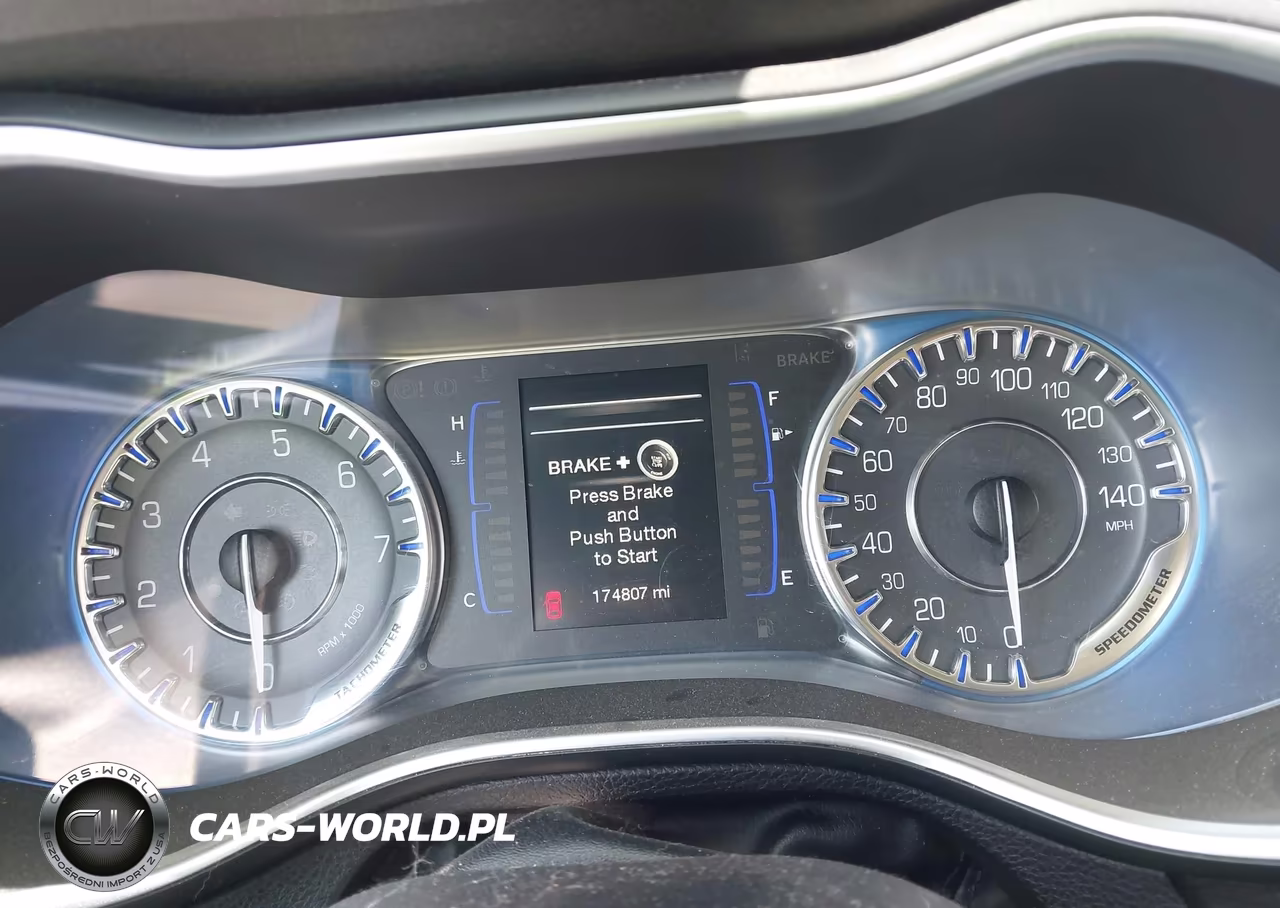 2015 Chrysler 200 Limited VIN:1C3CCCAB2FN660272 - 7
