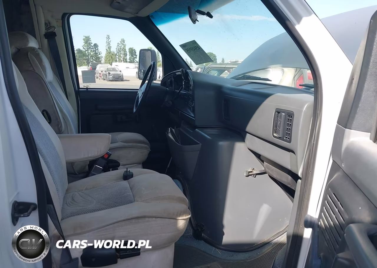 1996 Ford Econoline E350 Cutaway Van VIN:1FDKE30G2THA71758 - 5