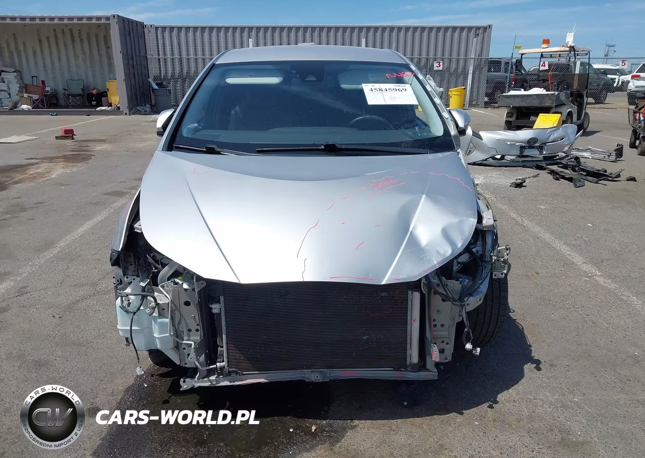 2017 Toyota Prius Four Touring VIN:JTDKARFU7H3536720 - 13