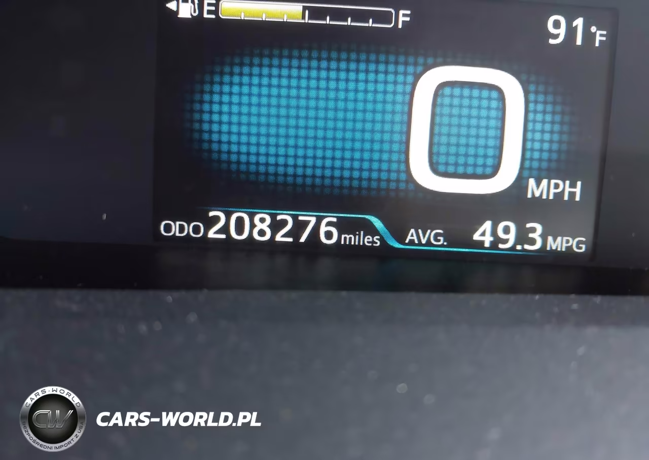 2017 Toyota Prius Four Touring VIN:JTDKARFU7H3536720 - 7