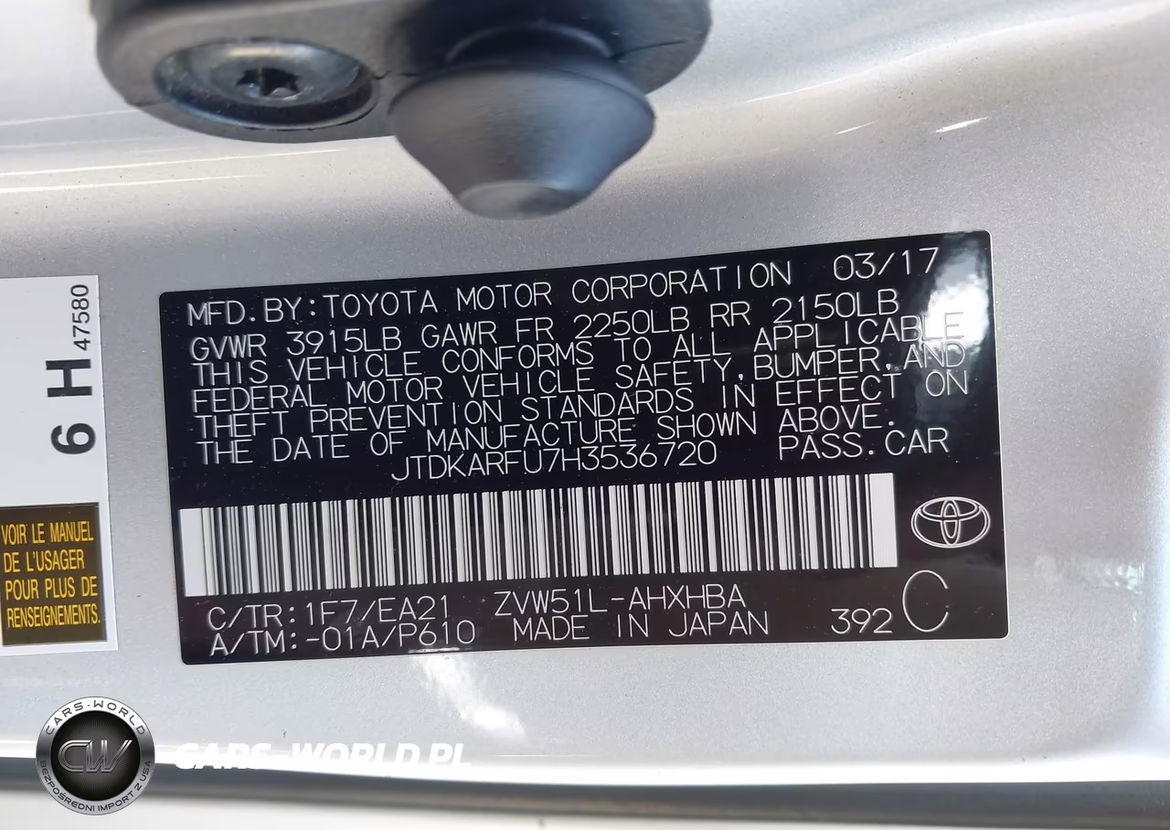 2017 Toyota Prius Four Touring VIN:JTDKARFU7H3536720 - 9