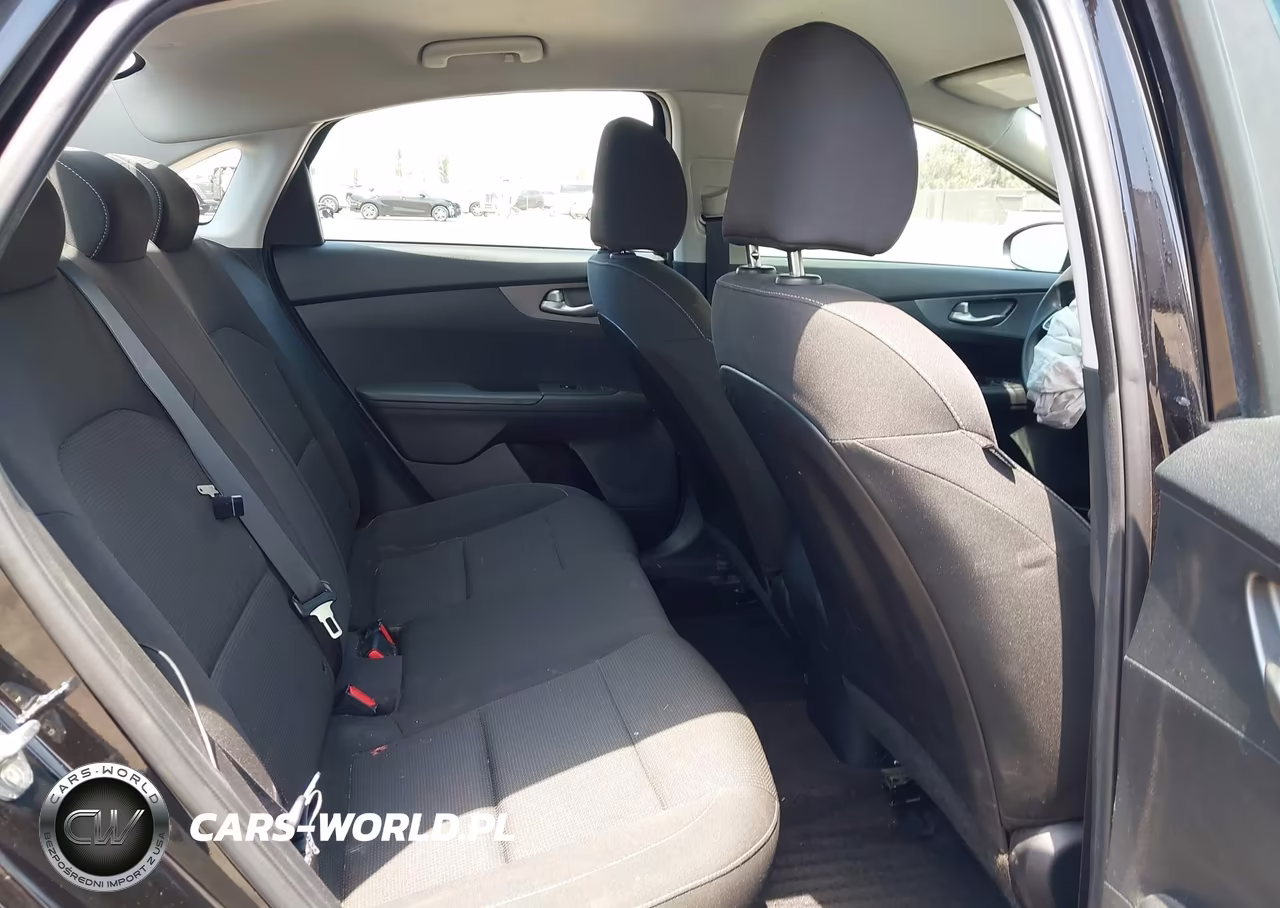 2020 Kia Forte Lxs VIN:3KPF24ADXLE242996 - 8
