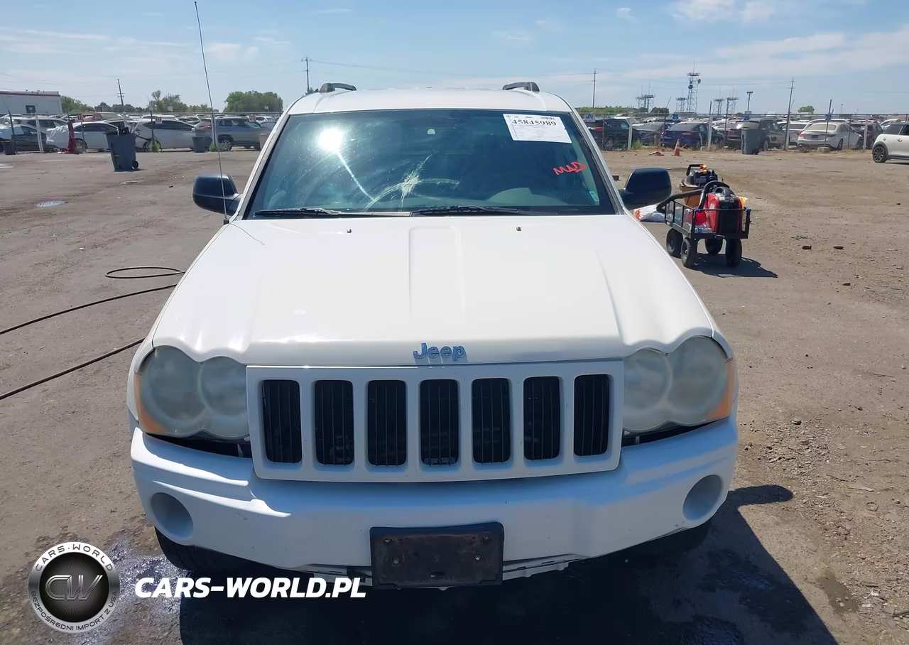 2010 Jeep Grand Cherokee Laredo VIN:1J4PR4GK9AC140464 - 12