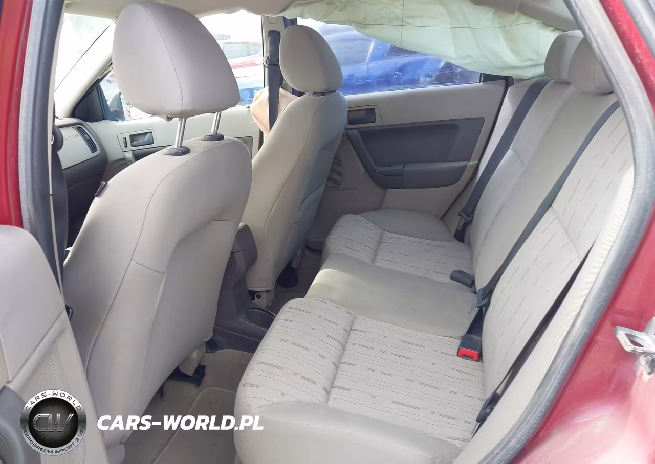 2010 Ford Focus Se VIN:1FAHP3FN9AW220115 - 8