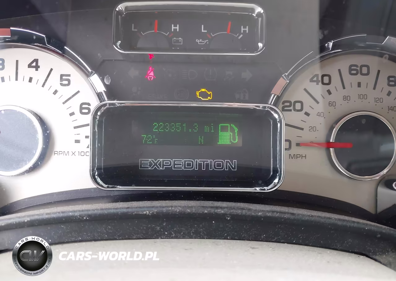 2011 Ford Expedition Xlt VIN:1FMJU1J56BEF55528 - 15