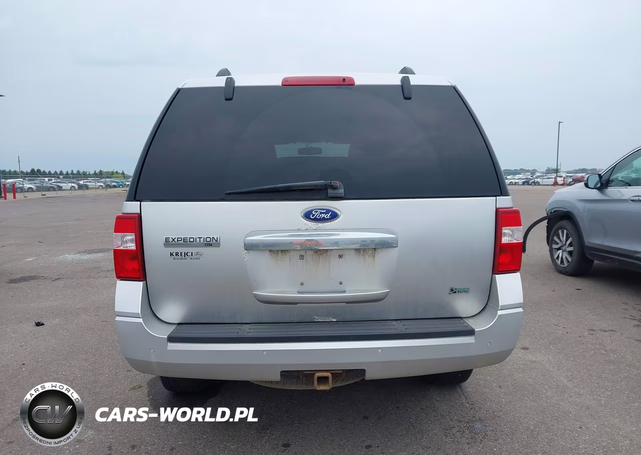 2011 Ford Expedition Xlt VIN:1FMJU1J56BEF55528 - 16