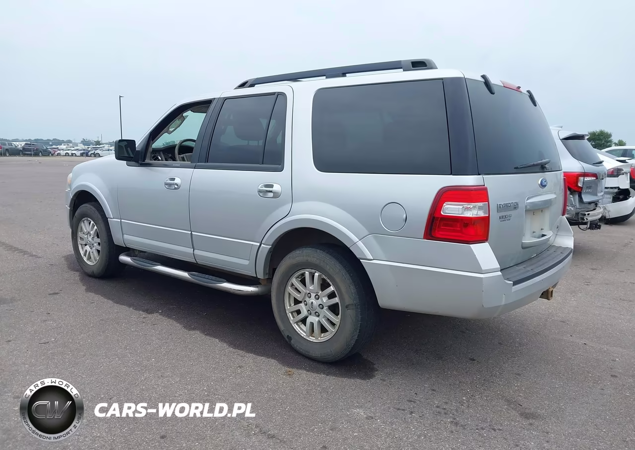 2011 Ford Expedition Xlt VIN:1FMJU1J56BEF55528 - 3