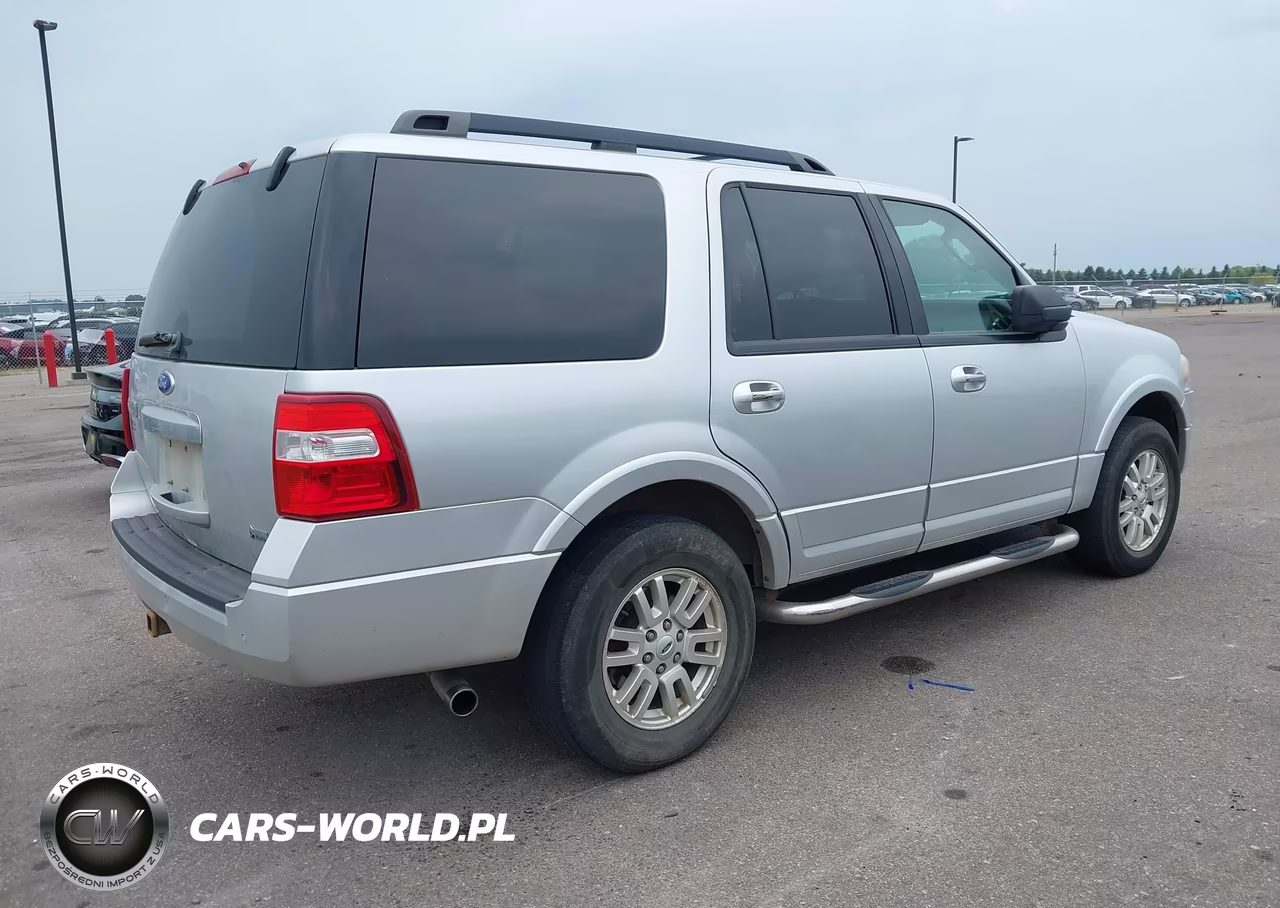 2011 Ford Expedition Xlt VIN:1FMJU1J56BEF55528 - 4