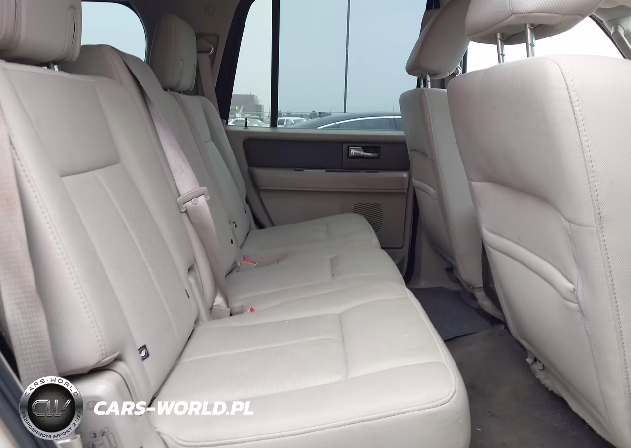 2011 Ford Expedition Xlt VIN:1FMJU1J56BEF55528 - 8