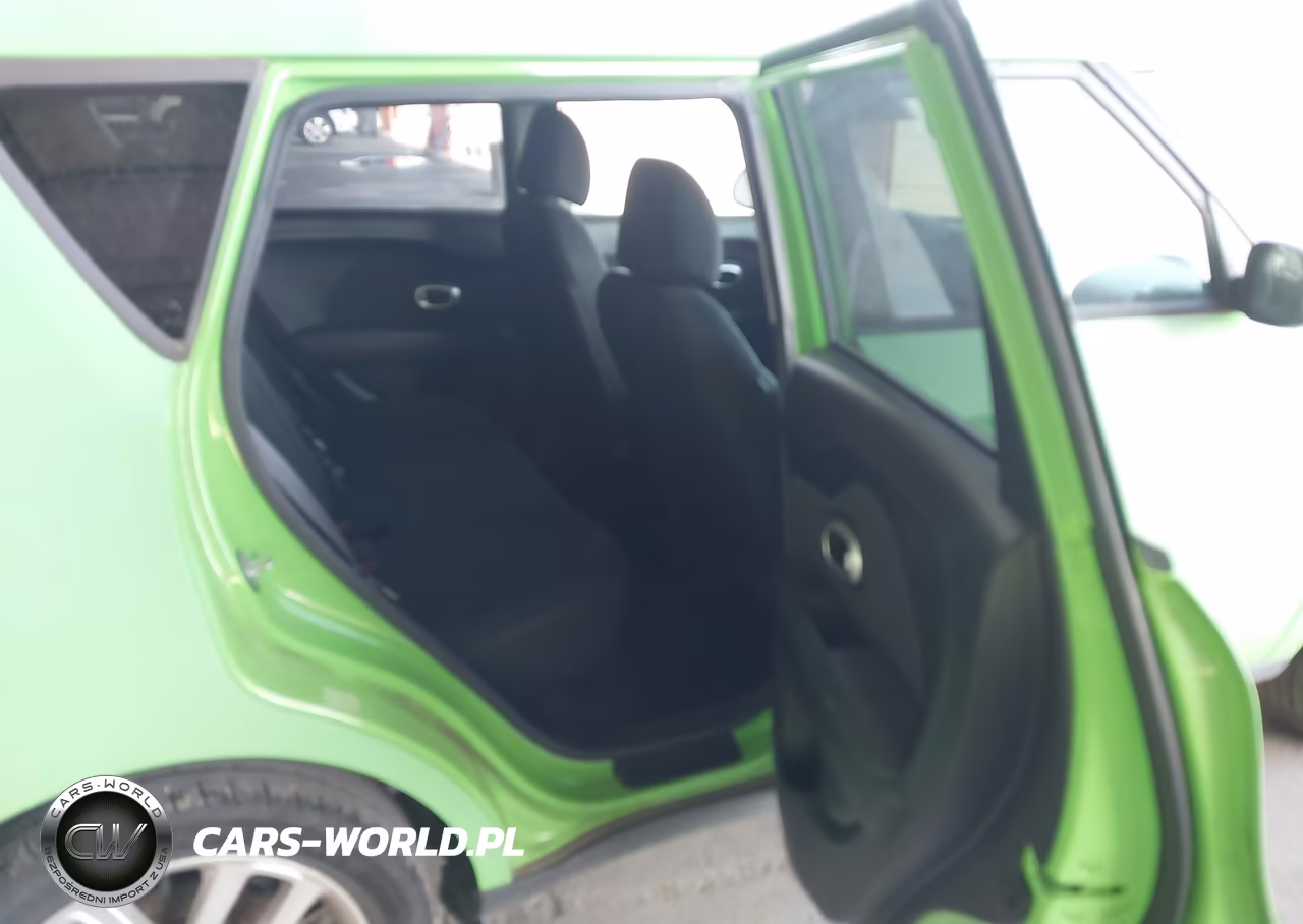 2017 Kia Soul + VIN:KNDJP3A59H7419740 - 8