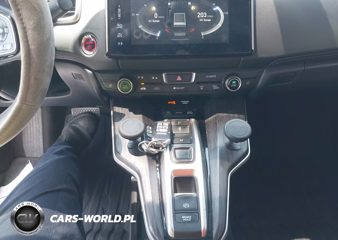 2018 Honda Clarity Plug-In Hybrid VIN:JHMZC5F14JC016681 - 11