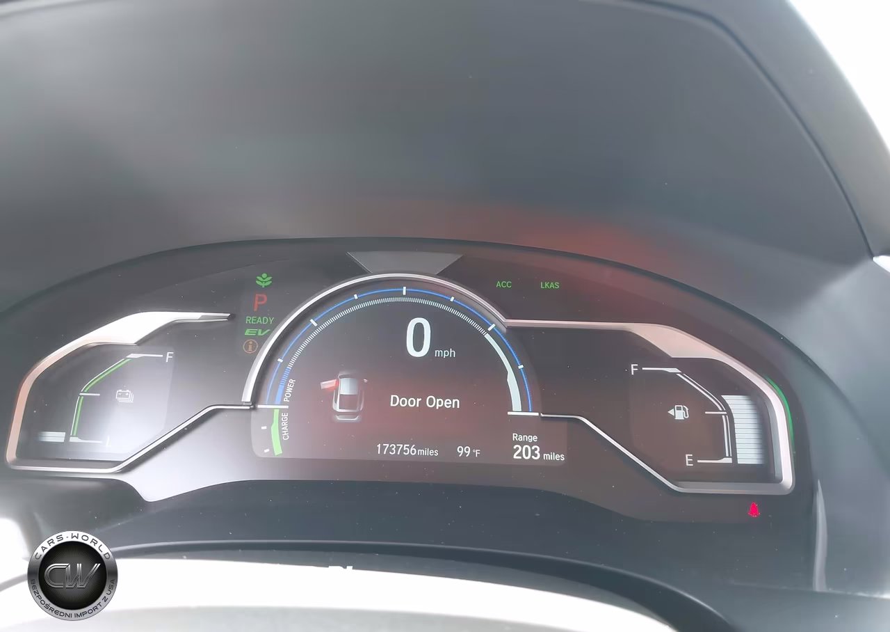 2018 Honda Clarity Plug-In Hybrid VIN:JHMZC5F14JC016681 - 15