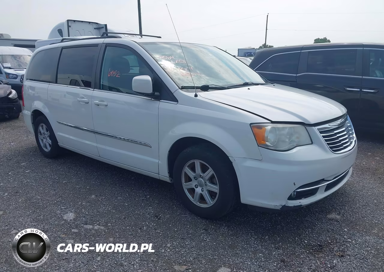 2011 Chrysler Town & Country Touring