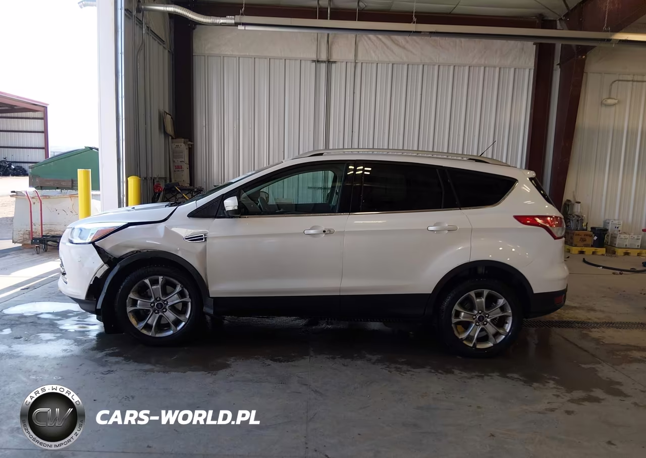 2016 Ford Escape Titanium VIN:1FMCU9J9XGUC30663 - 14