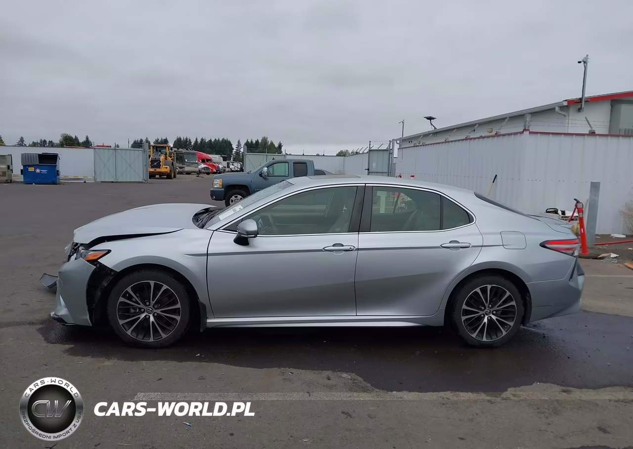 2018 Toyota Camry Se VIN:JTNB11HK1J3020514 - 14