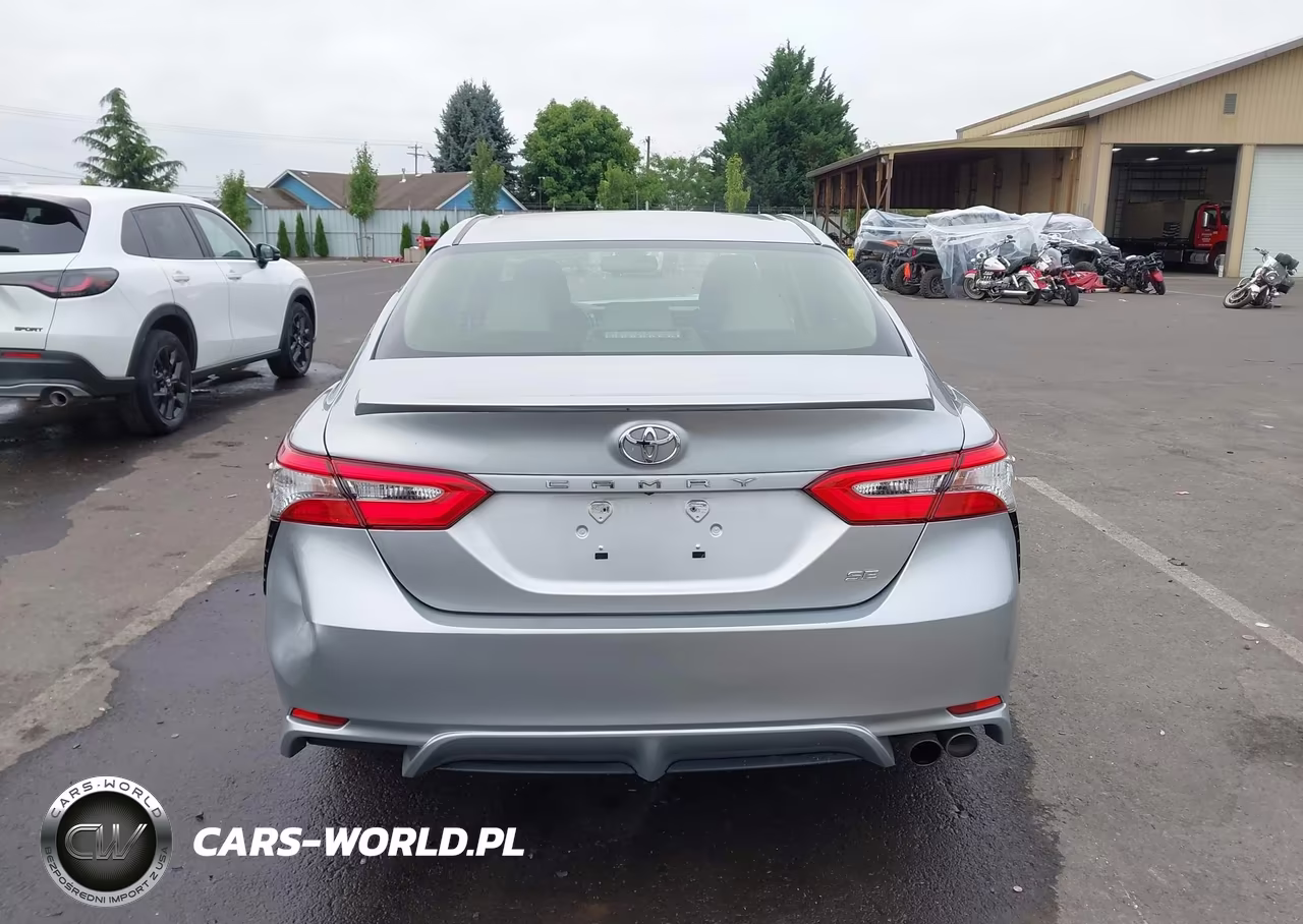 2018 Toyota Camry Se VIN:JTNB11HK1J3020514 - 16