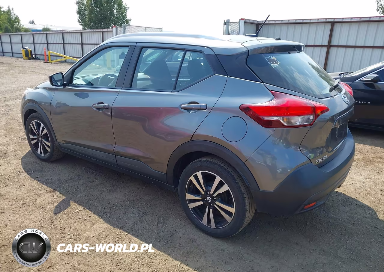 2018 Nissan Kicks Sv VIN:3N1CP5CUXJL542234 - 3