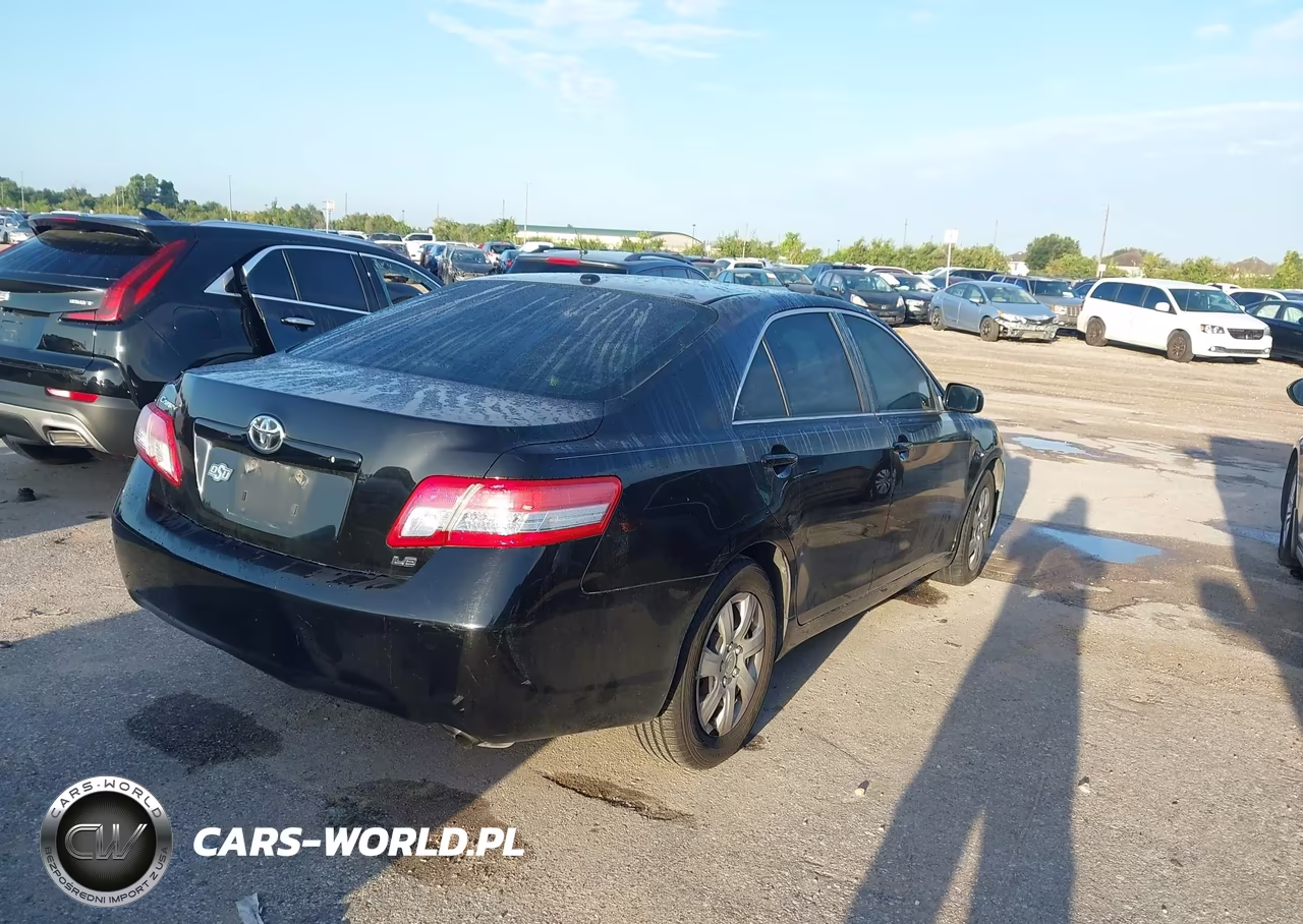 2010 Toyota Camry Le VIN:4T4BF3EK4AR006169 - 4