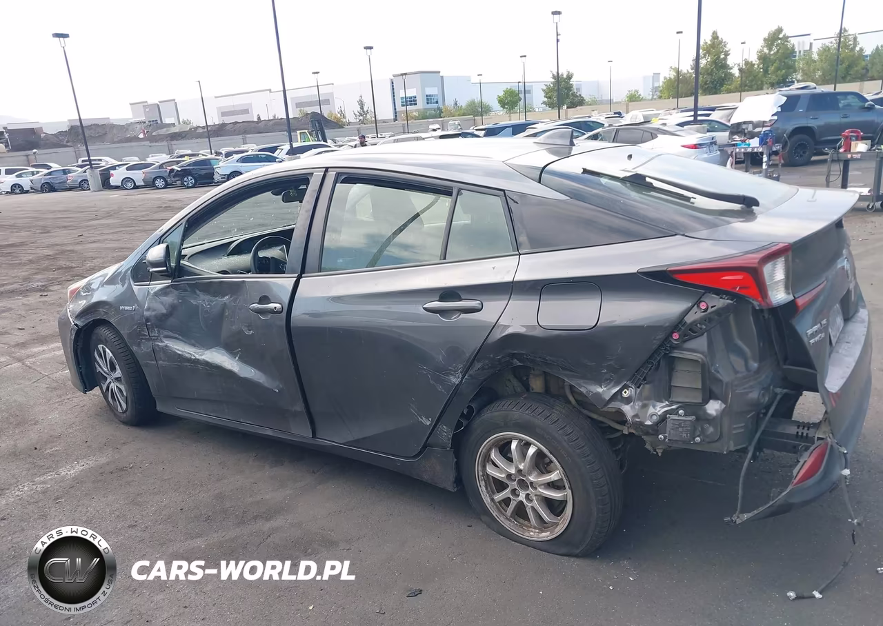 2020 Toyota Prius Le Awd-E VIN:JTDL9RFU7L3019391 - 15