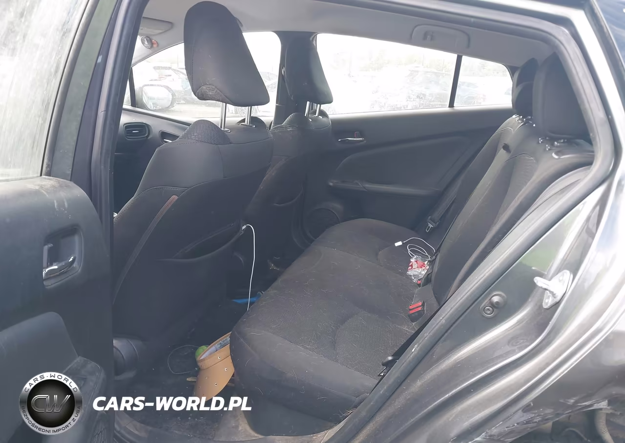 2020 Toyota Prius Le Awd-E VIN:JTDL9RFU7L3019391 - 8