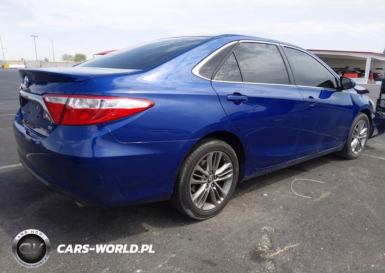 2015 Toyota Camry Se VIN:4T1BF1FK0FU921346 - 4