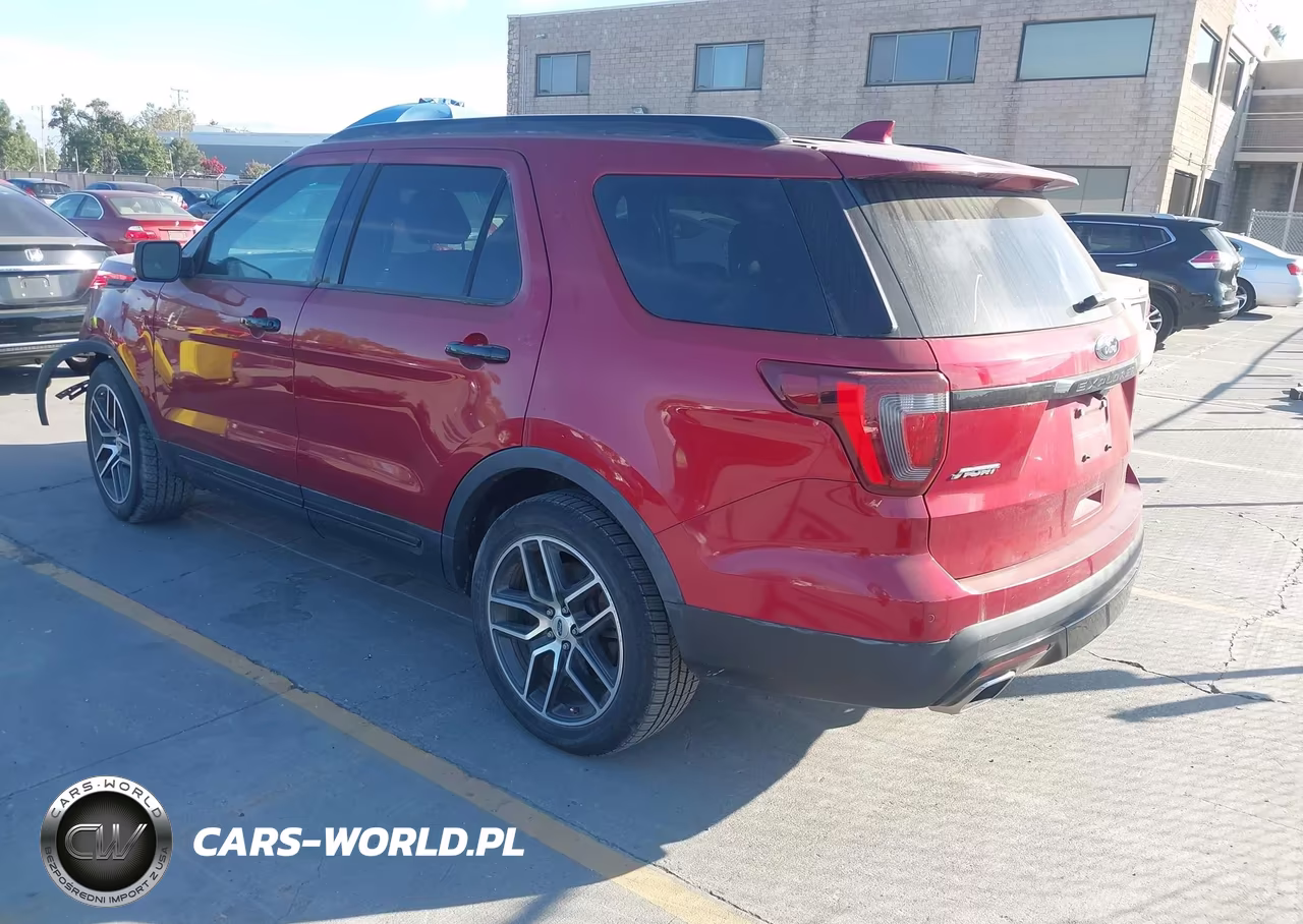 2016 Ford Explorer Sport VIN:1FM5K8GTXGGB19105 - 3