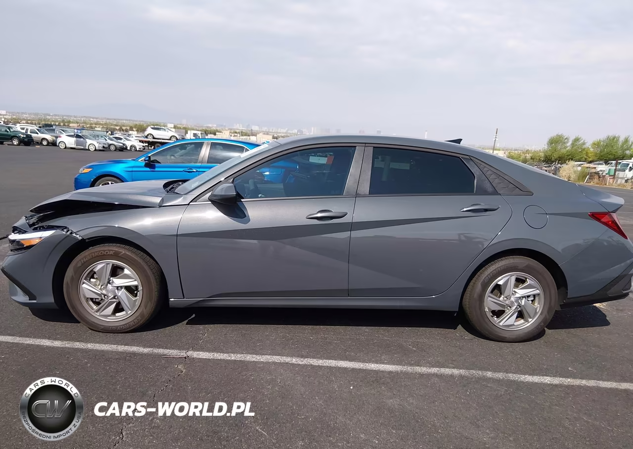 2026 Hyundai Elantra Se VIN:KMHLL4DG1TU172467 - 14