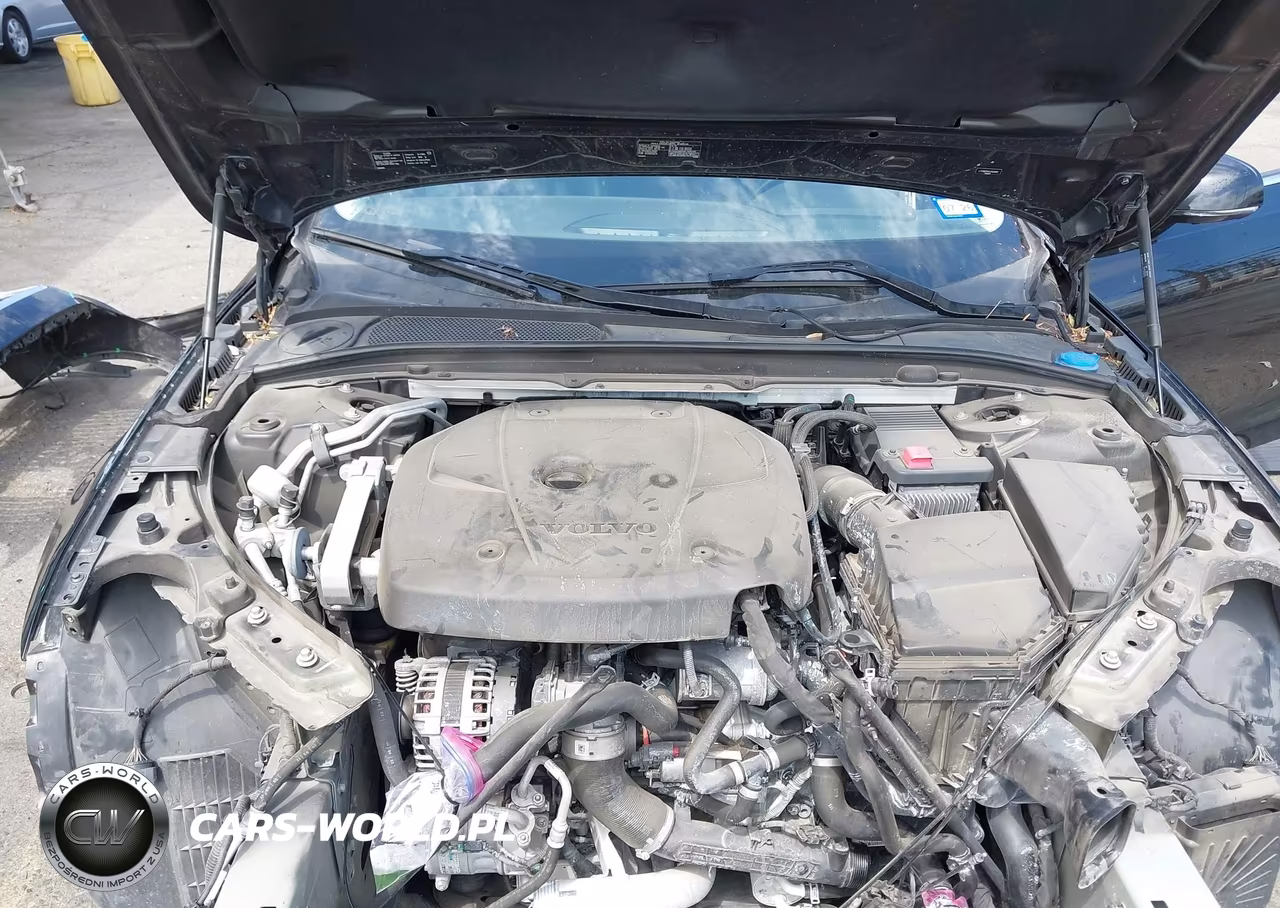 2018 Volvo S90 T5 Momentum VIN:LVY982MK0JP039101 - 10