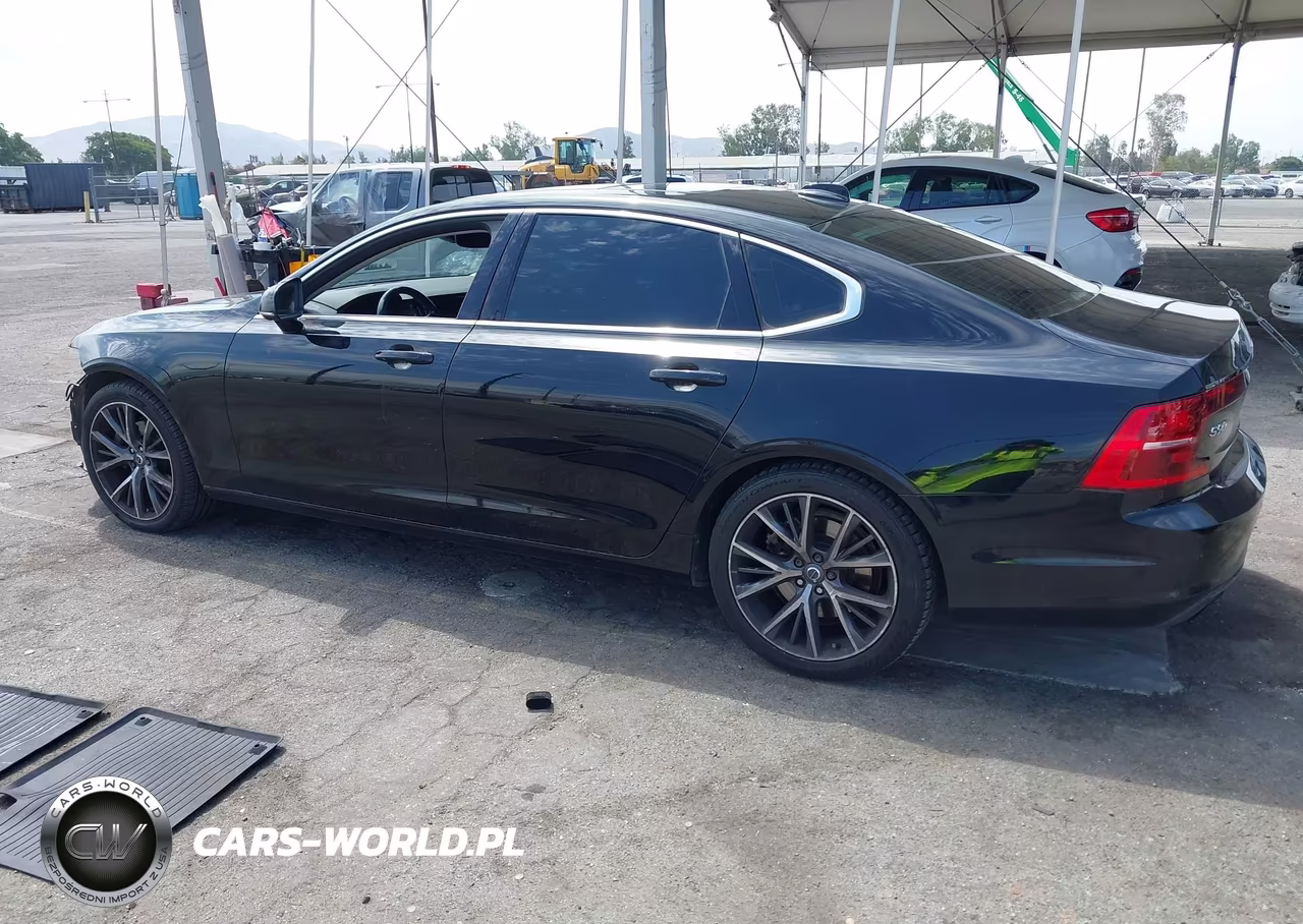 2018 Volvo S90 T5 Momentum VIN:LVY982MK0JP039101 - 15