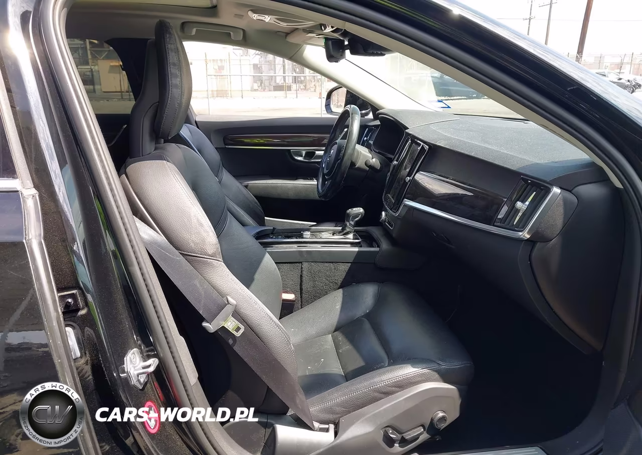 2018 Volvo S90 T5 Momentum VIN:LVY982MK0JP039101 - 5