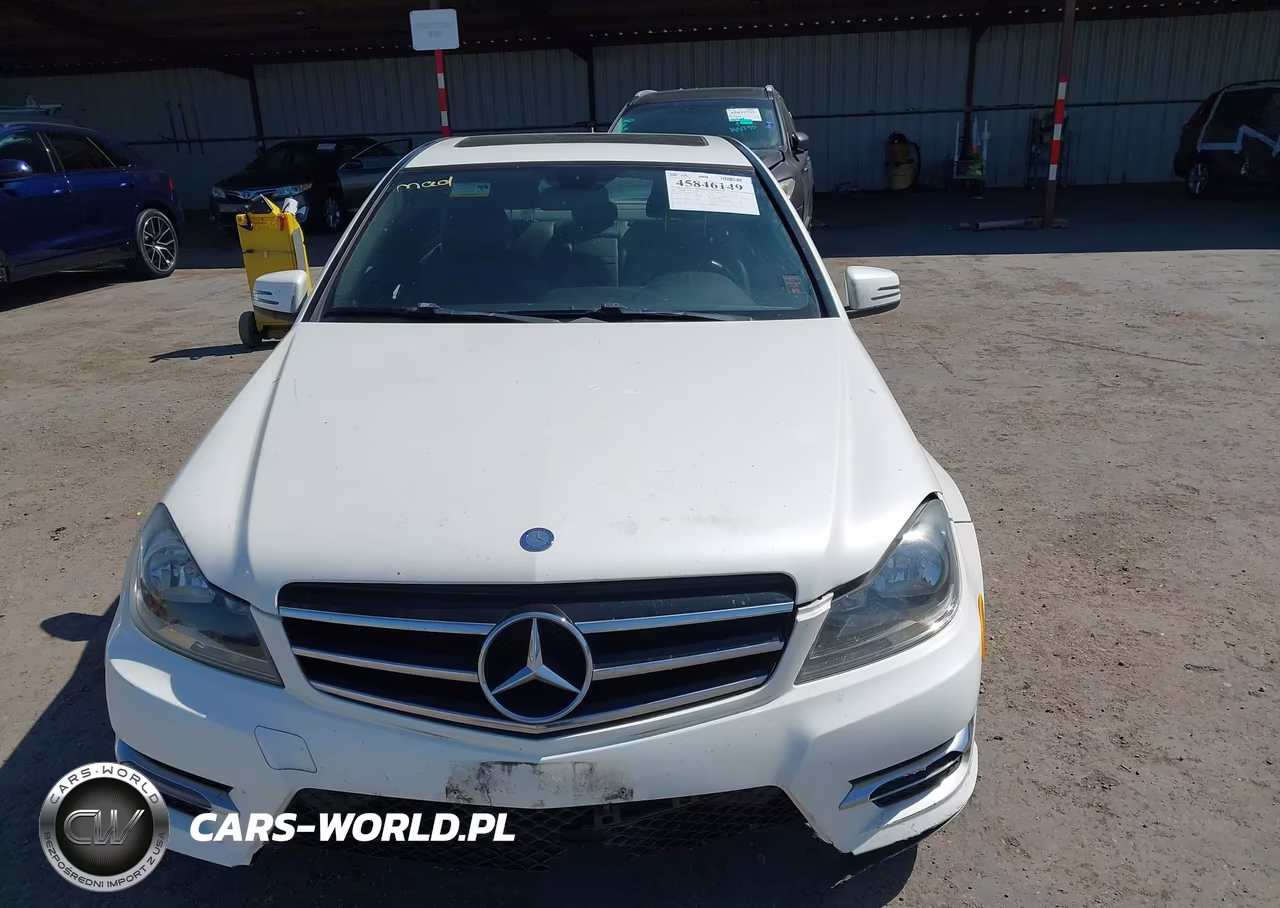 2014 Mercedes-Benz C 250 Sport VIN:WDDGF4HB8EG241660 - 12