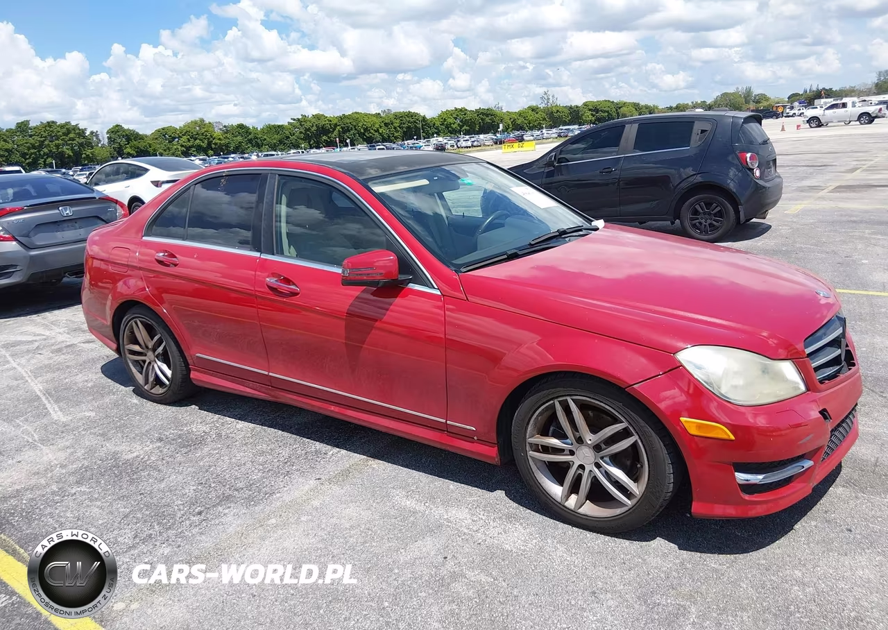 2014 Mercedes-Benz C 250 Sport VIN:WDDGF4HB8EG210215 - 13