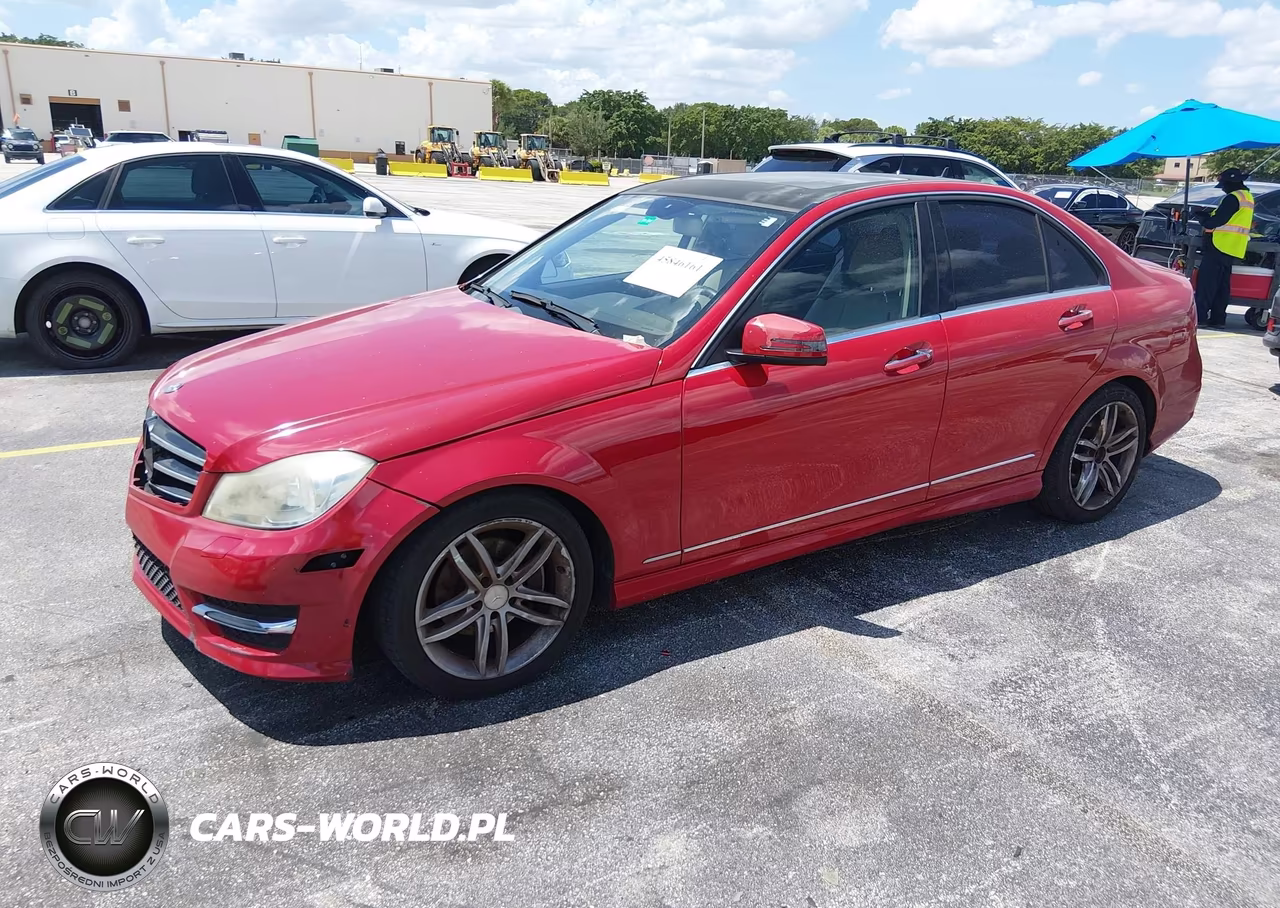2014 Mercedes-Benz C 250 Sport VIN:WDDGF4HB8EG210215 - 2