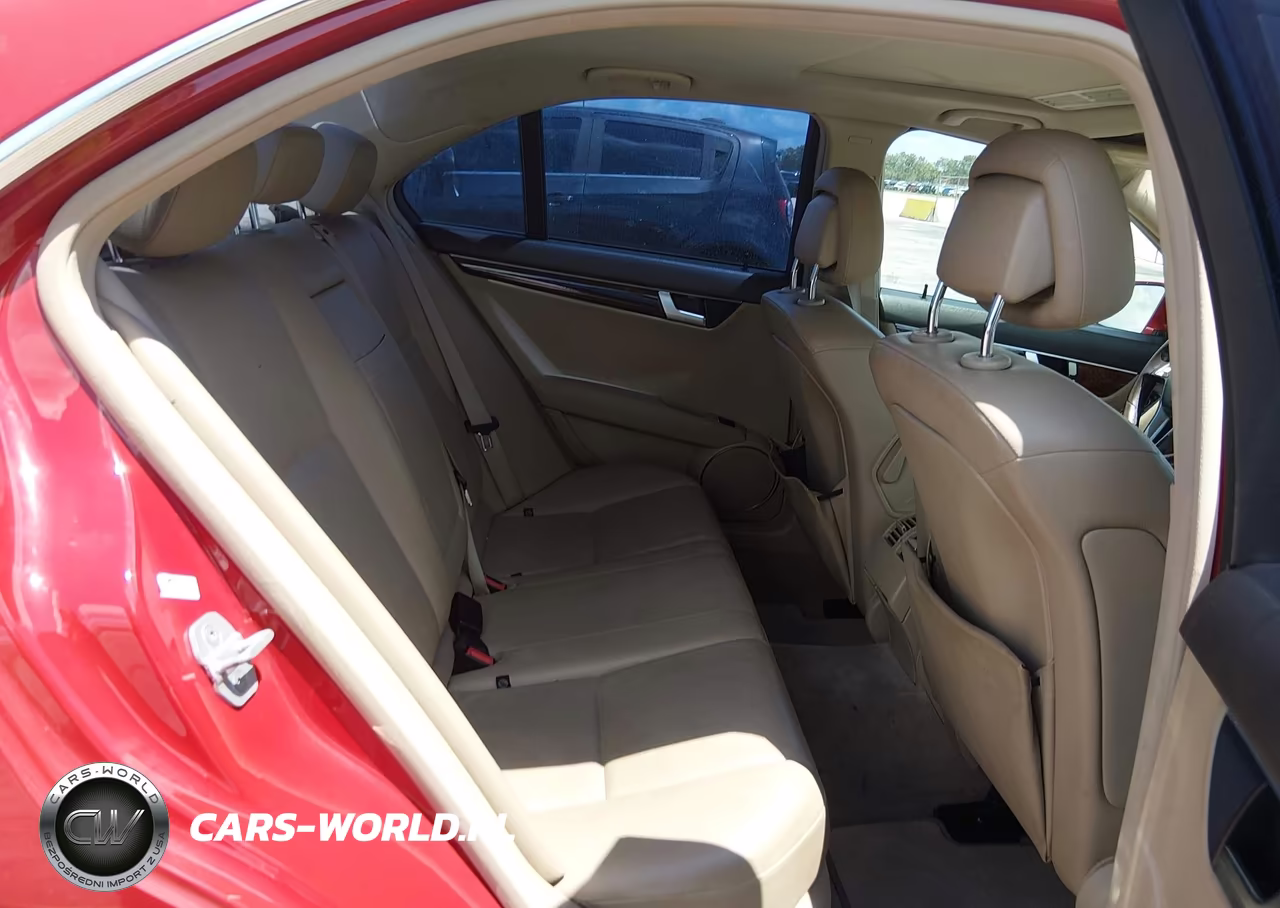 2014 Mercedes-Benz C 250 Sport VIN:WDDGF4HB8EG210215 - 8