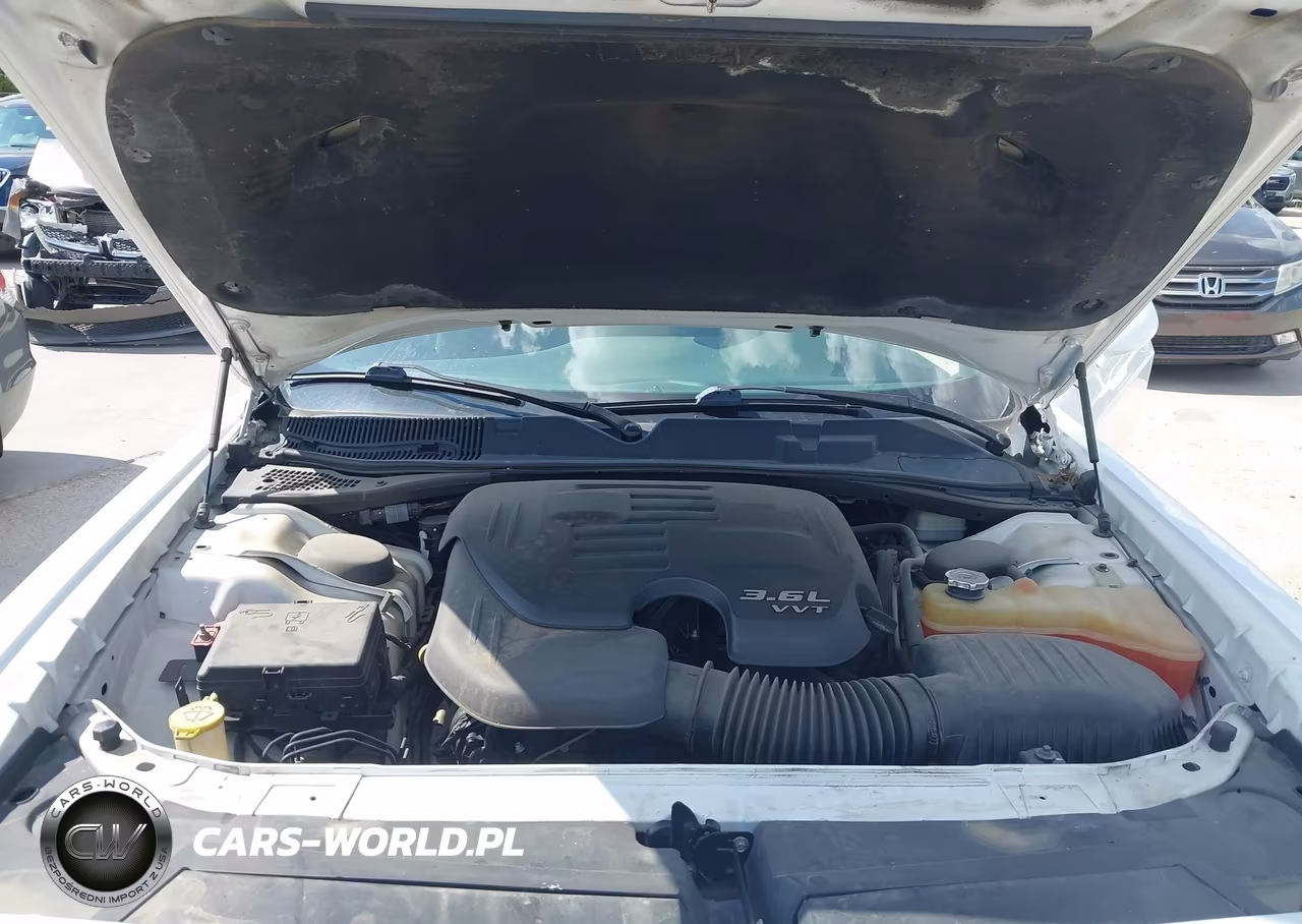 2015 Dodge Challenger Sxt VIN:2C3CDZAG2FH839156 - 10