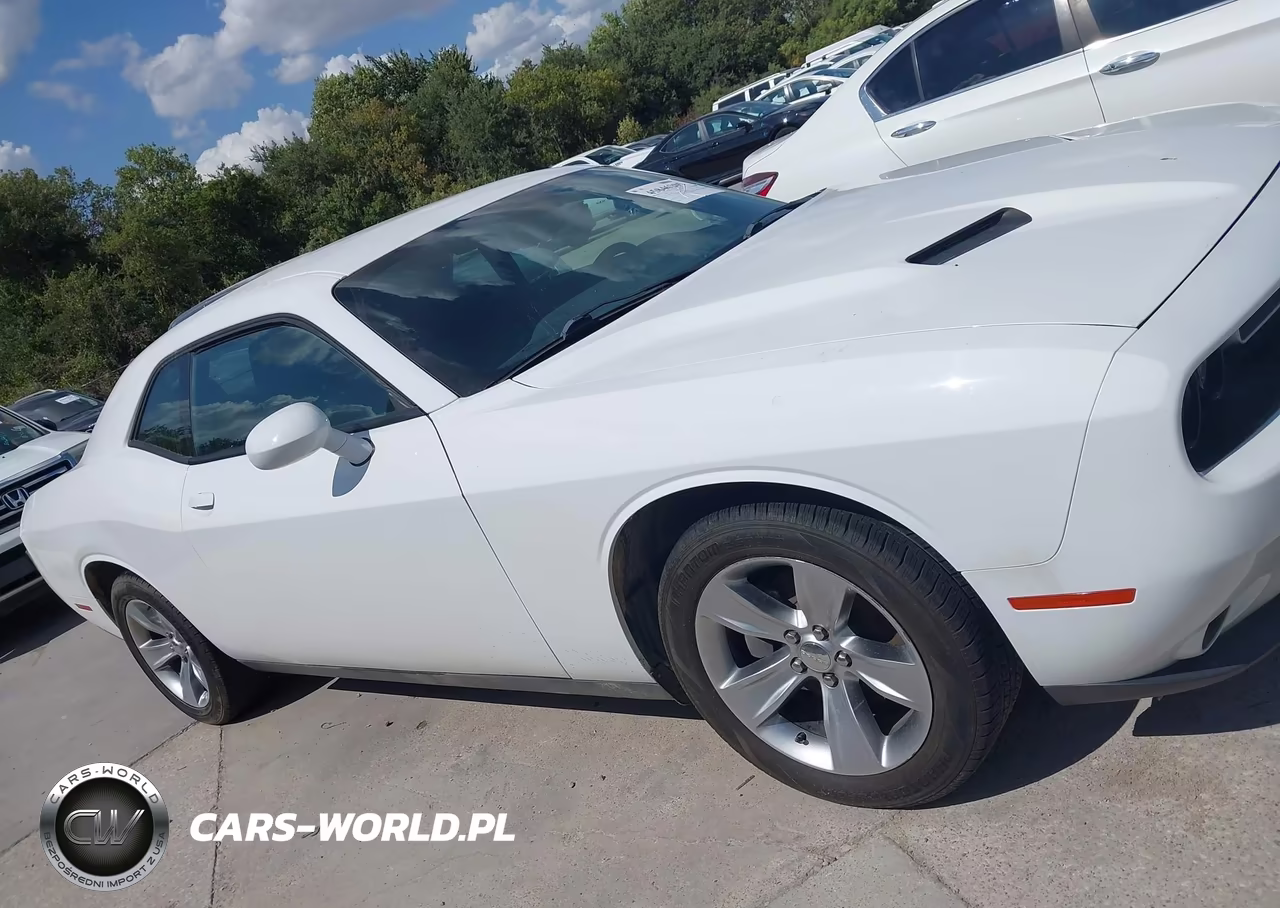 2015 Dodge Challenger Sxt VIN:2C3CDZAG2FH839156 - 13