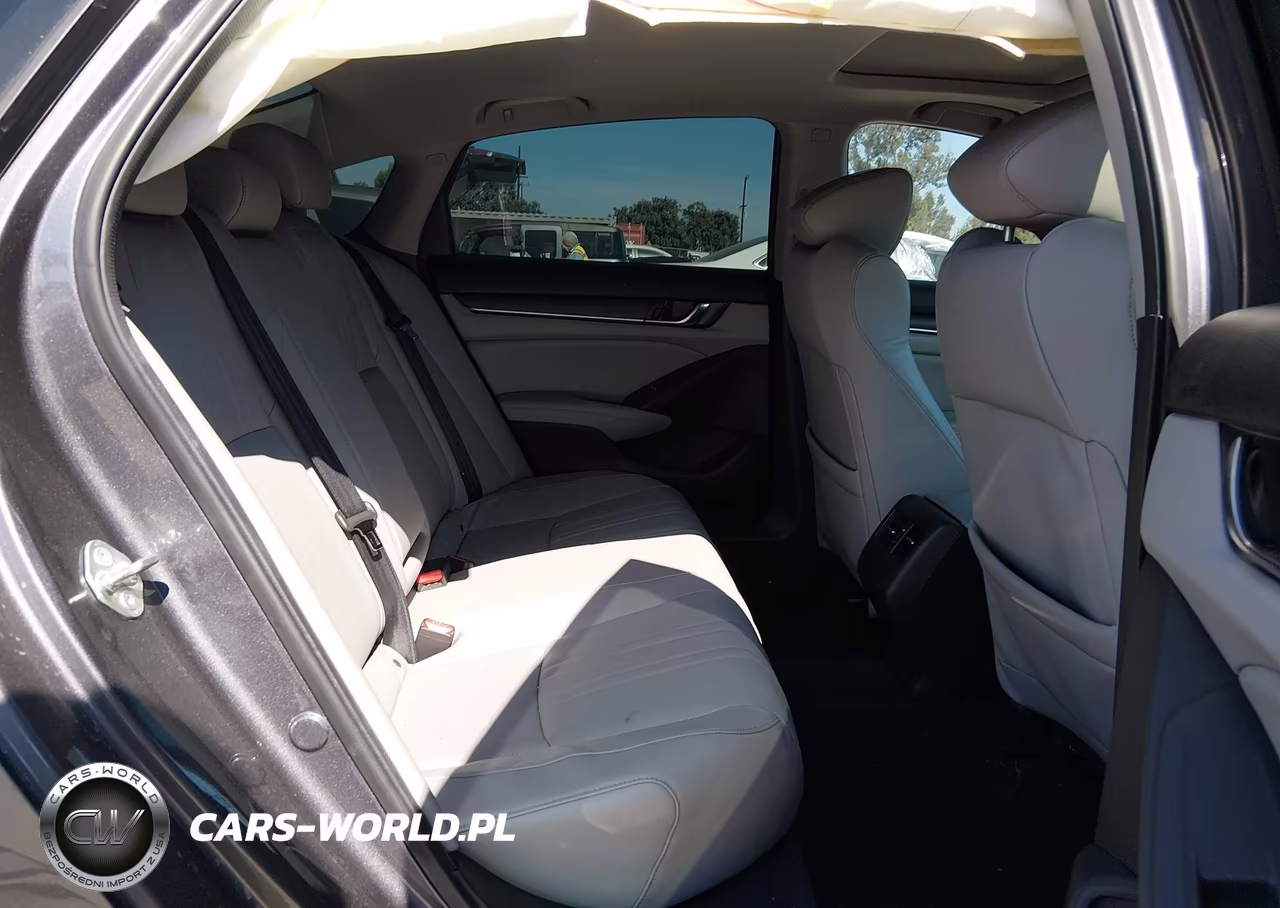 2018 Honda Accord Ex-L VIN:1HGCV1F58JA011672 - 8