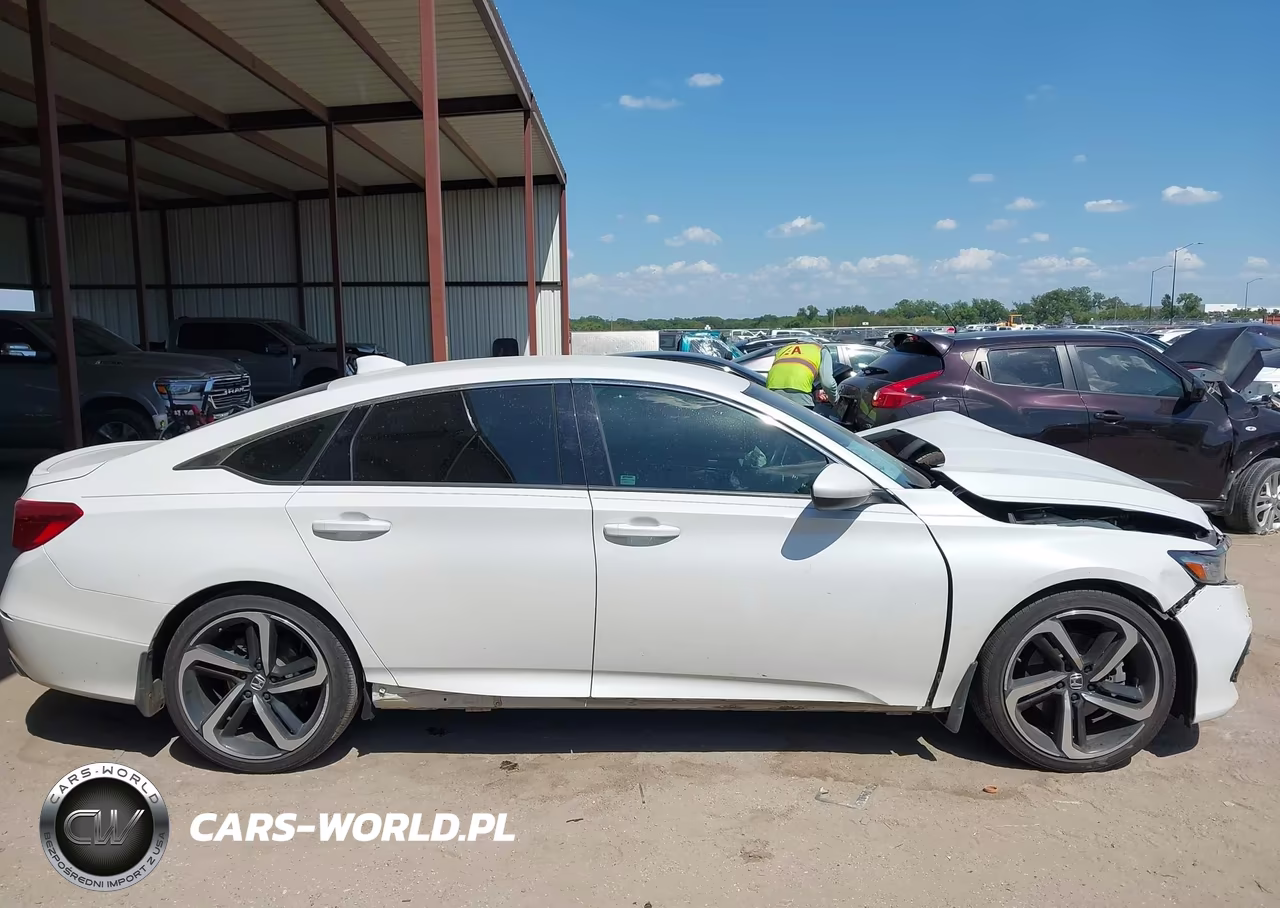 2018 Honda Accord Sport VIN:1HGCV1F34JA051276 - 13