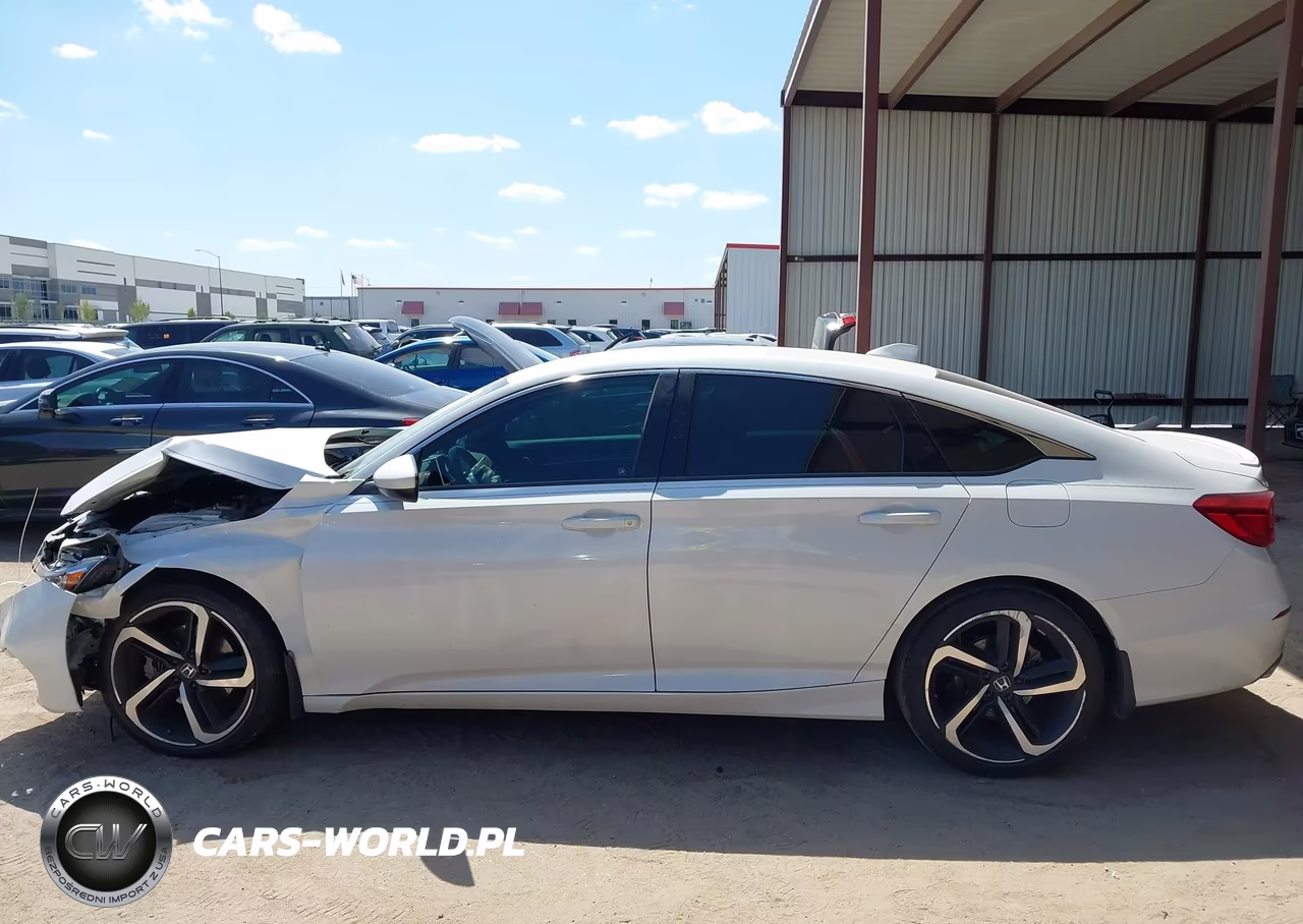 2018 Honda Accord Sport VIN:1HGCV1F34JA051276 - 14