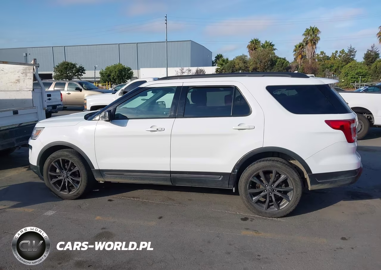 2018 Ford Explorer Xlt VIN:1FM5K8DH8JGA43147 - 14