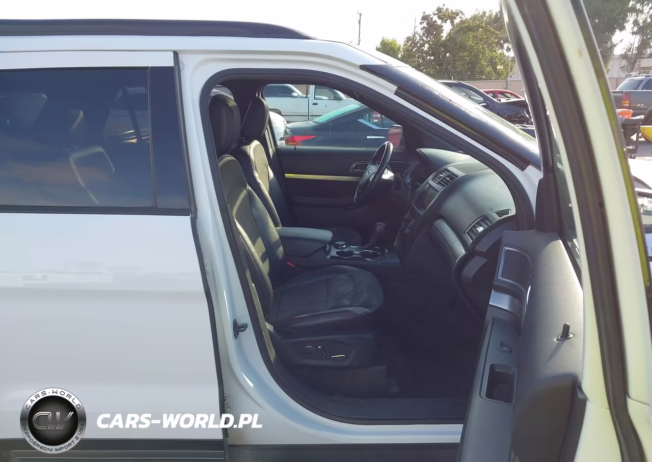2018 Ford Explorer Xlt VIN:1FM5K8DH8JGA43147 - 5